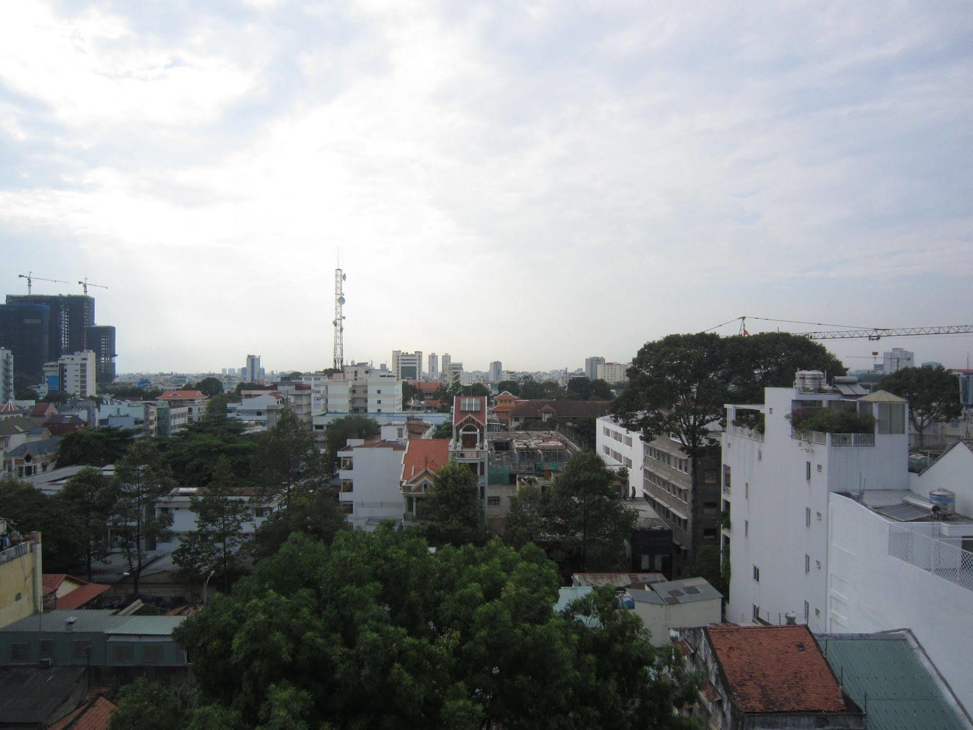 Saigon Court Serviced Apartment Ho Chi Minh City Exterior photo